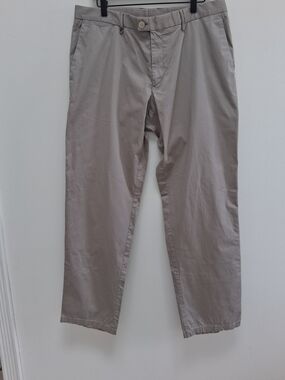 Versace Men's Khaki Straight Leg  Beige Size 38